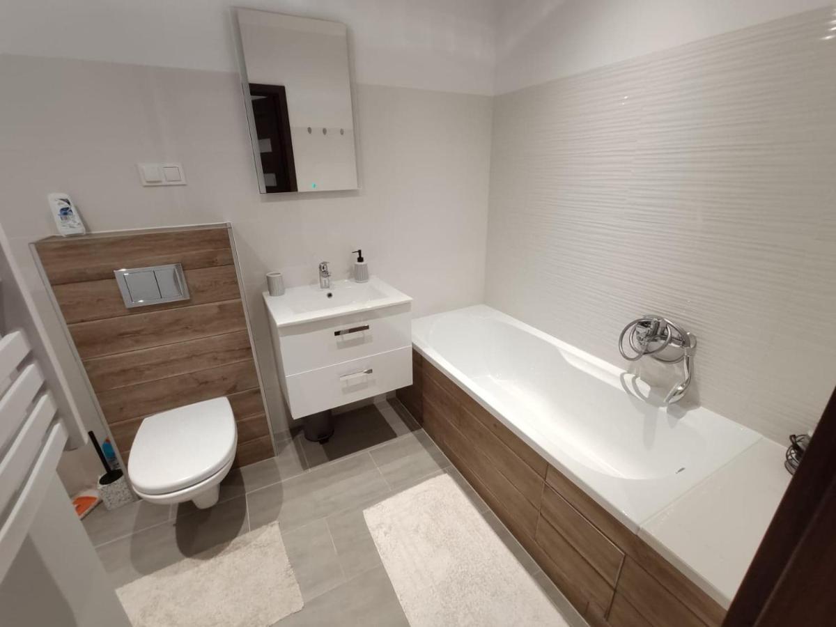 제수프 Apartament Parkowy 아파트 외부 사진