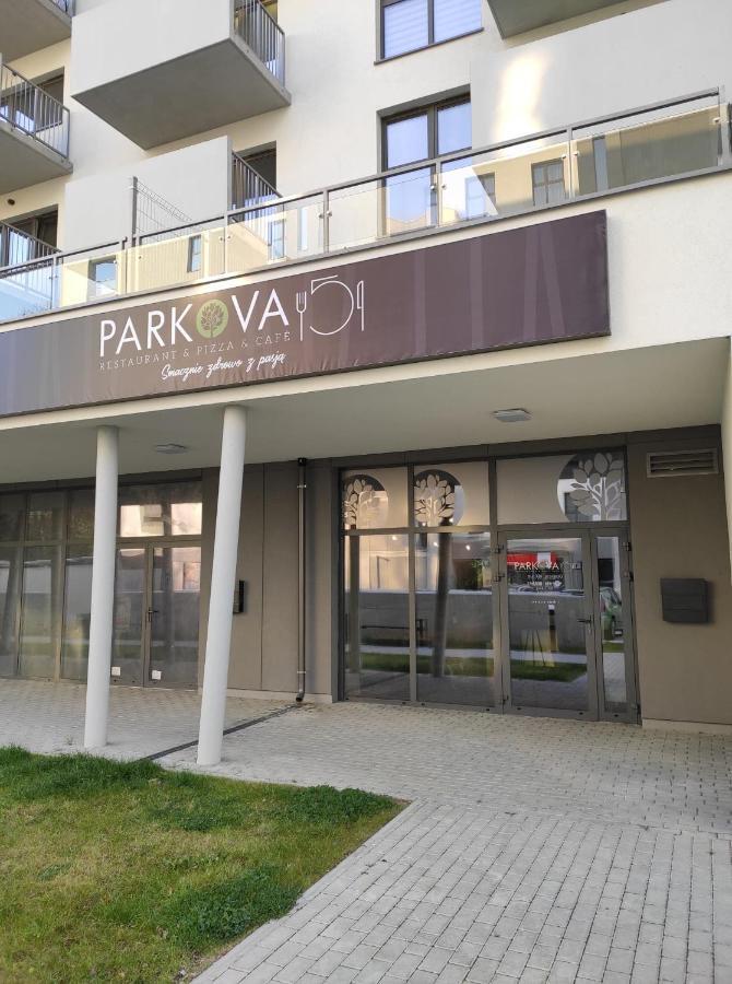 제수프 Apartament Parkowy 아파트 외부 사진